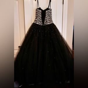 Free Shipping- Mori Lee Gown, Sequined Bodice, Strapless,quincenera, prom, dance